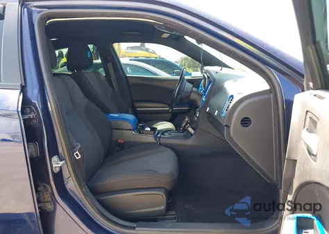 2016 Dodge Charger Sxt z USA, uszkodzony, nr VIN 2C3CDXHG9GH297422